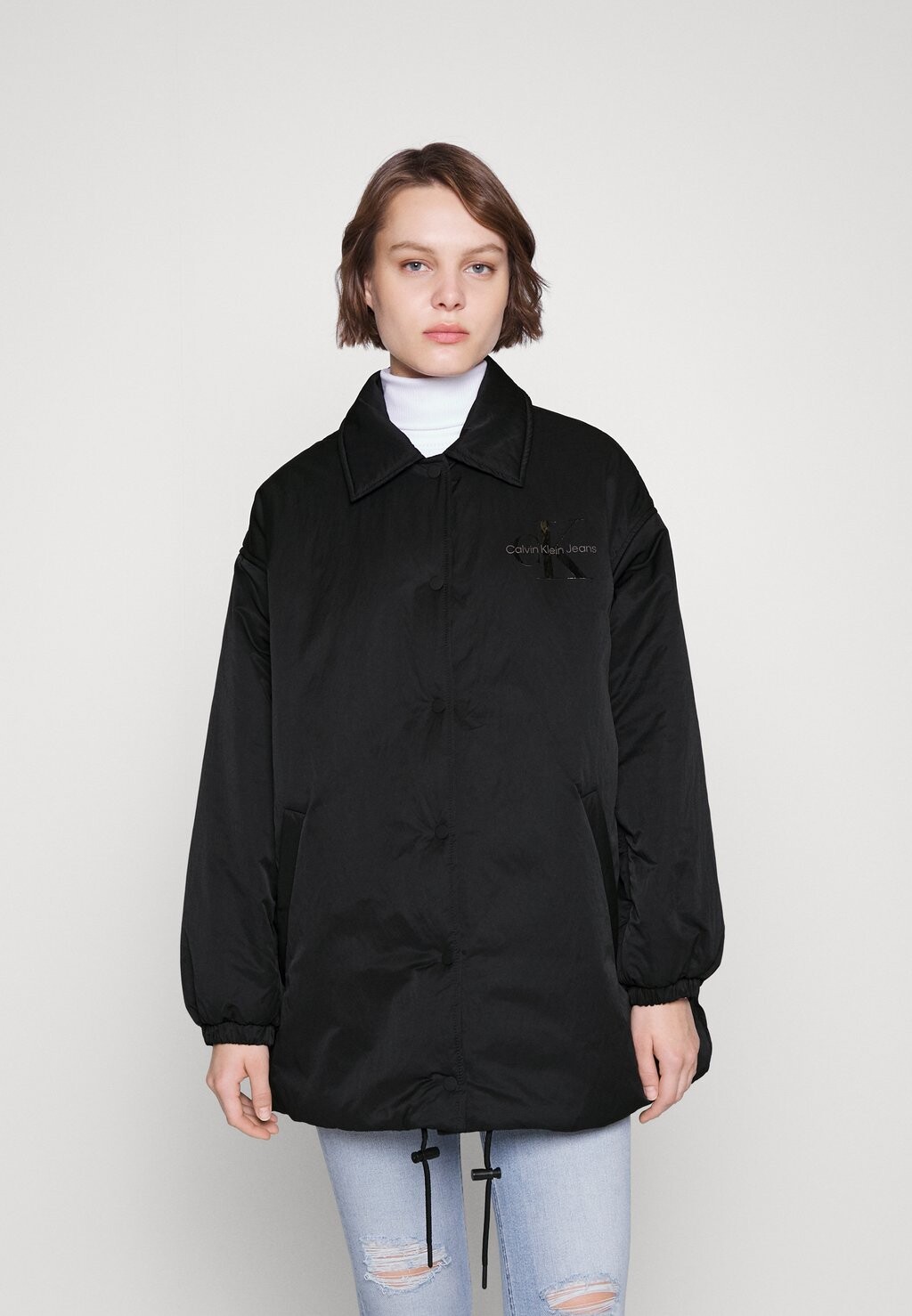 

Короткое пальто Calvin Klein Jeans, черный