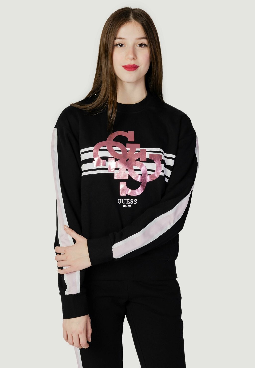 

Толстовка Guess, черный