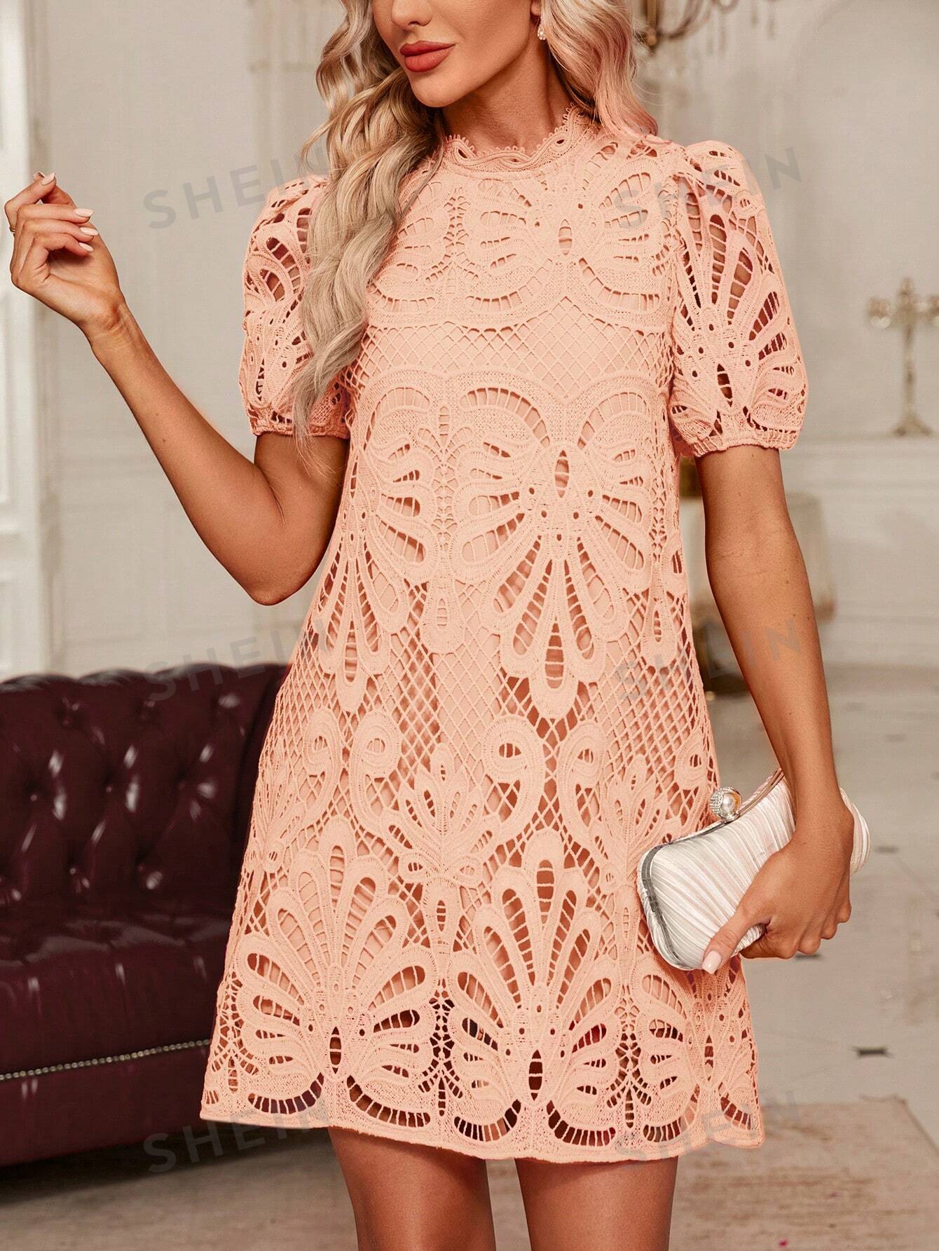 цена SHEIN Clasi Женское кружевное прямое платье с воротником-стойкой и короткими рукавами-пузырьками, пыльный розовый