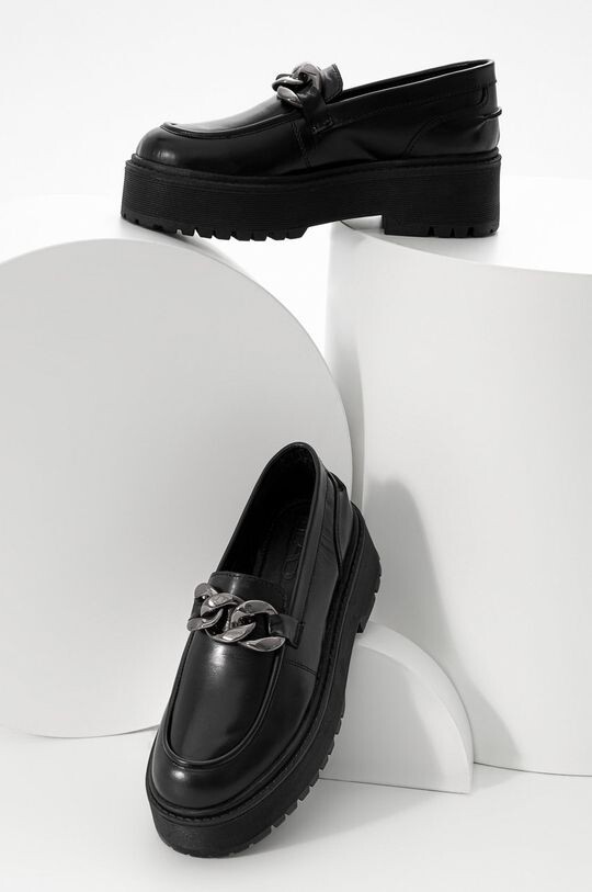 

Кожаные мокасины Answear Lab, черный
