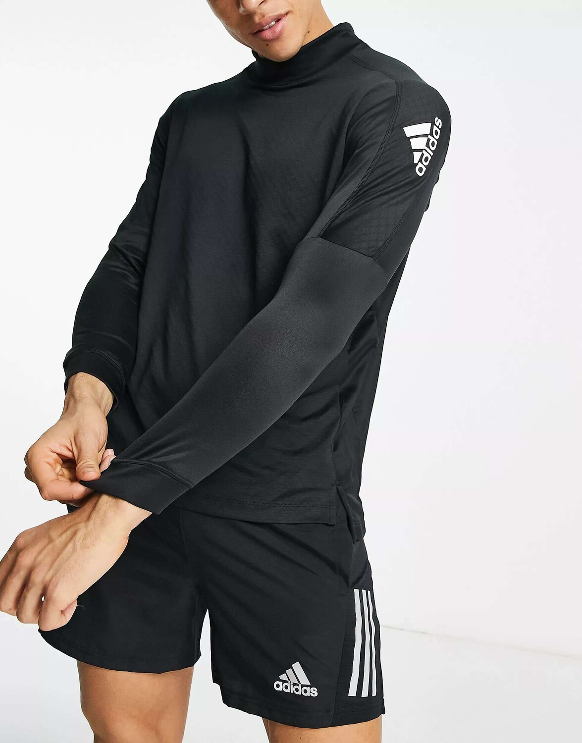 

Черная теплая футболка adidas Training Strength с длинными рукавами и воротником-стойкой adidas performance, Черный
