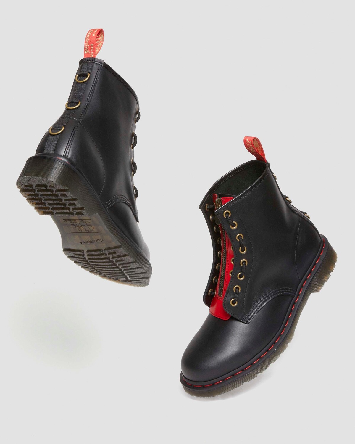 

Кожаные сапоги на шнуровке 1460 года кролика Dr. Martens