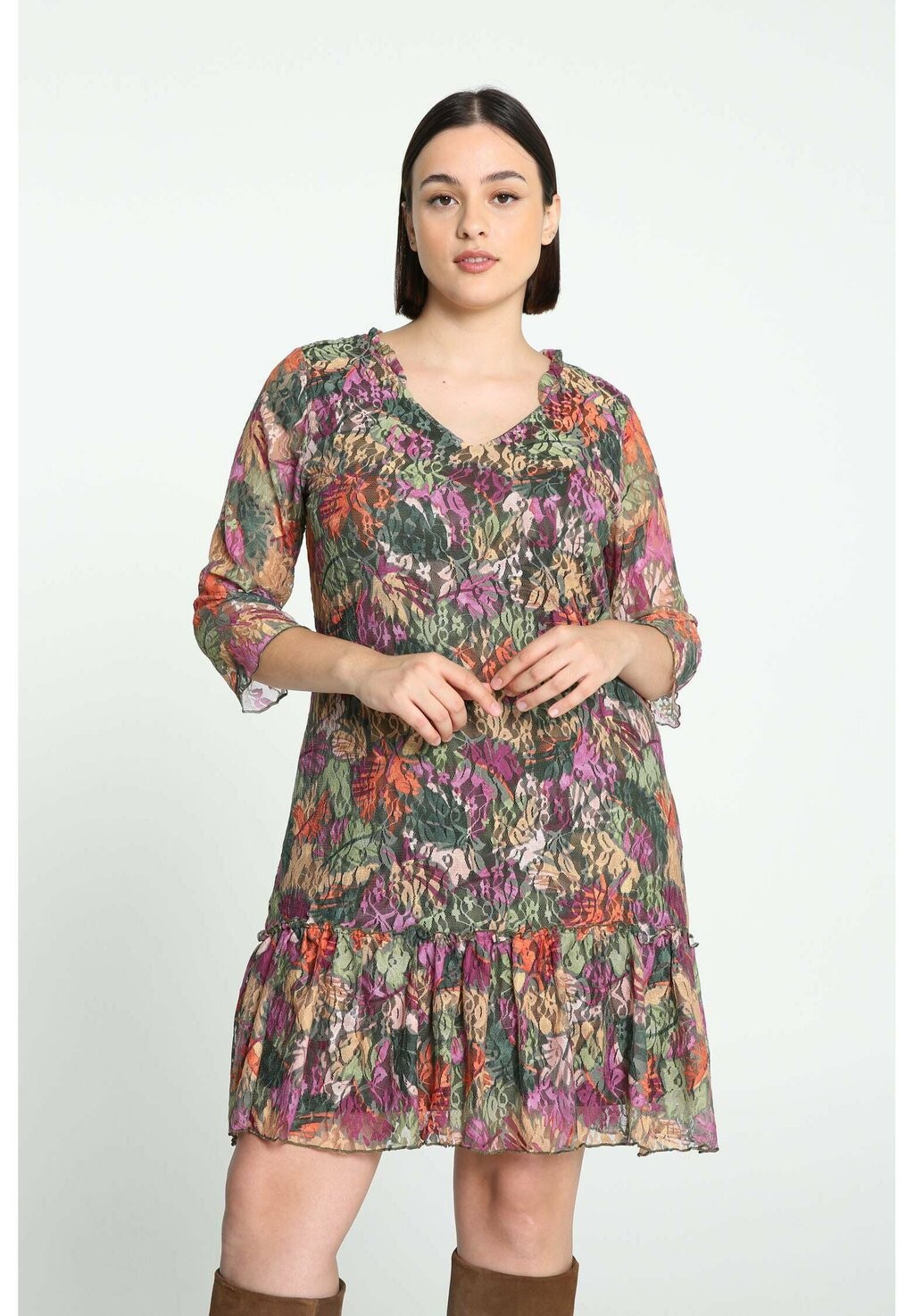 

Повседневное платье CASSIS MIT BLUMENMUSTER, цвет khaki