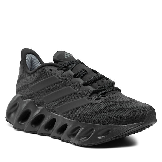 

Кроссовки adidas SwitchFWD Running, черный