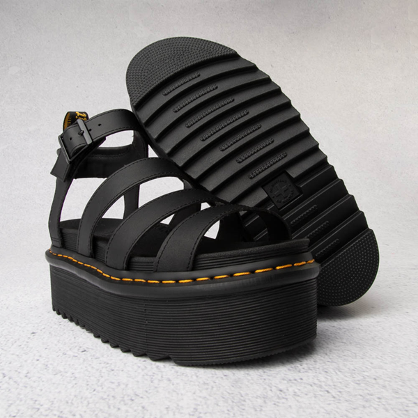 Dr. Martens Женские сандалии на платформе Blaire, черный цена и фото