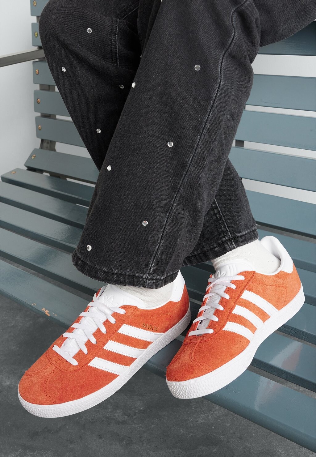 

Полукеды Gazelle adidas Originals, цвет preloved red/cloud white/footwear white