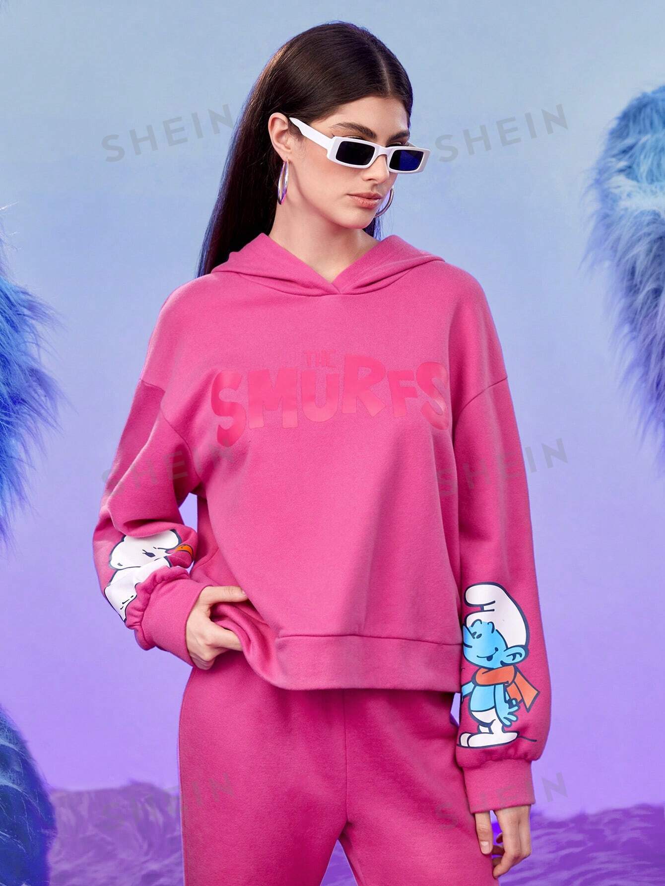 Толстовка с заниженными плечами SHEIN с буквенным и мультяшным рисунком, многоцветный игровой набор смурфик за рулем the smurfs