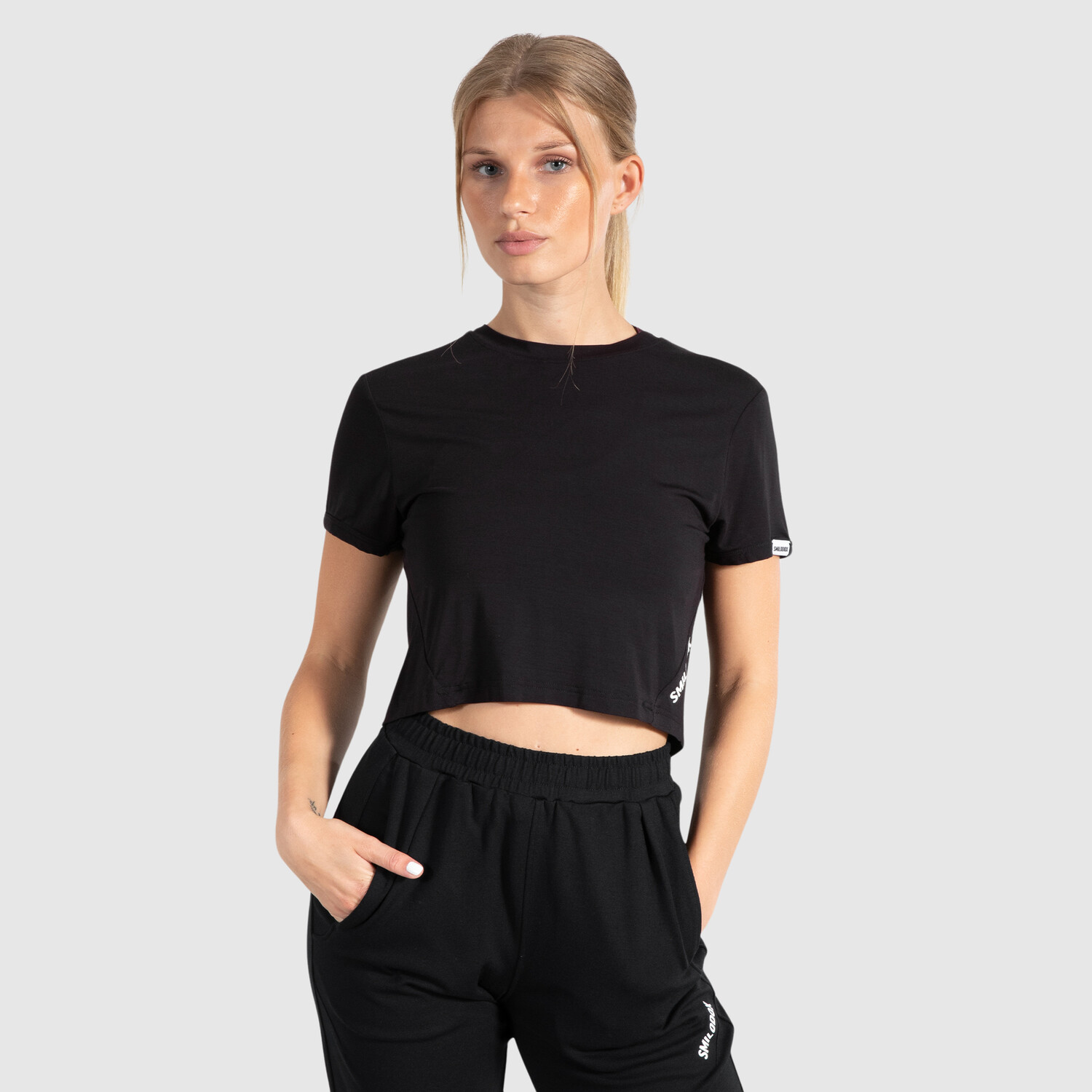 

Спортивная футболка SMILODOX Crop Althea, черный