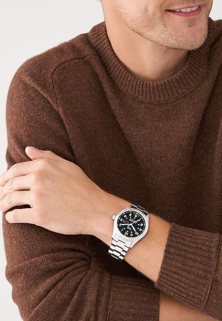 

Часы Defender Fossil, цвет stainless steel & silver