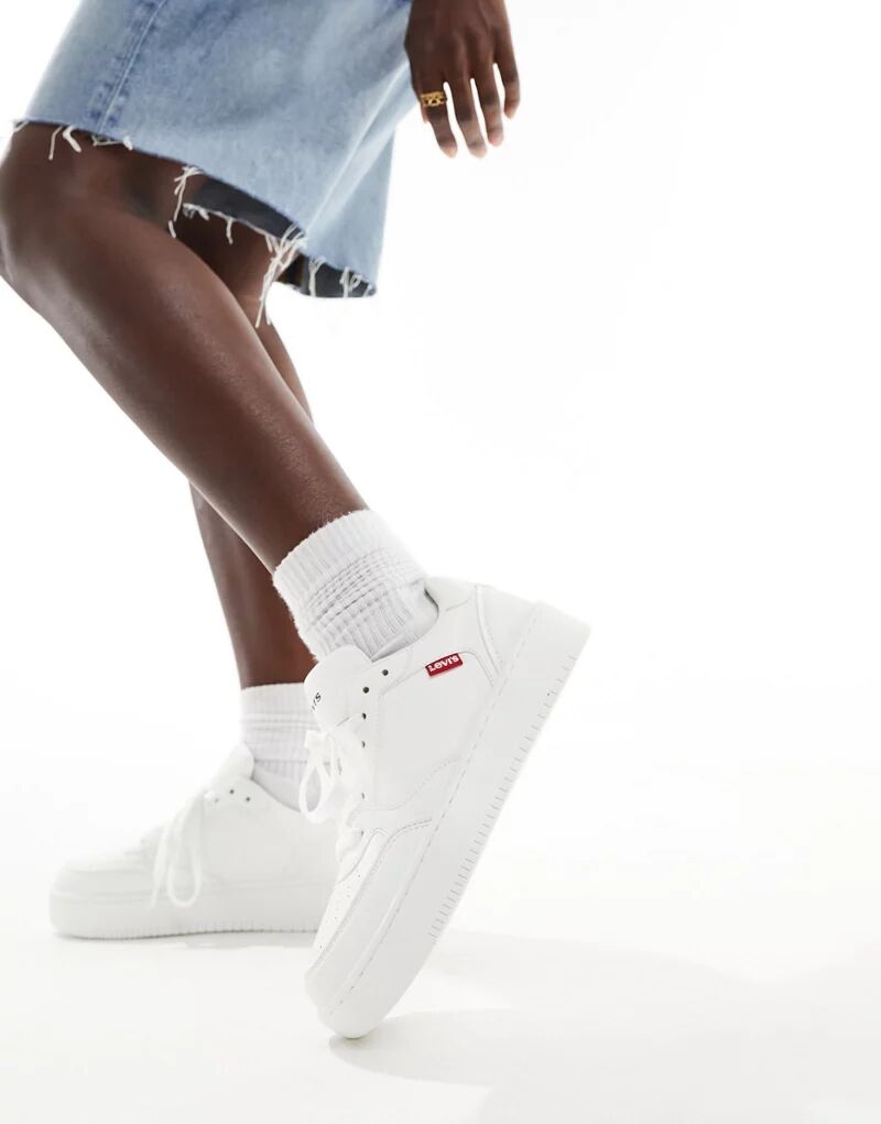 Белые кожаные кроссовки Levi's Paige с красной биркой с логотипом