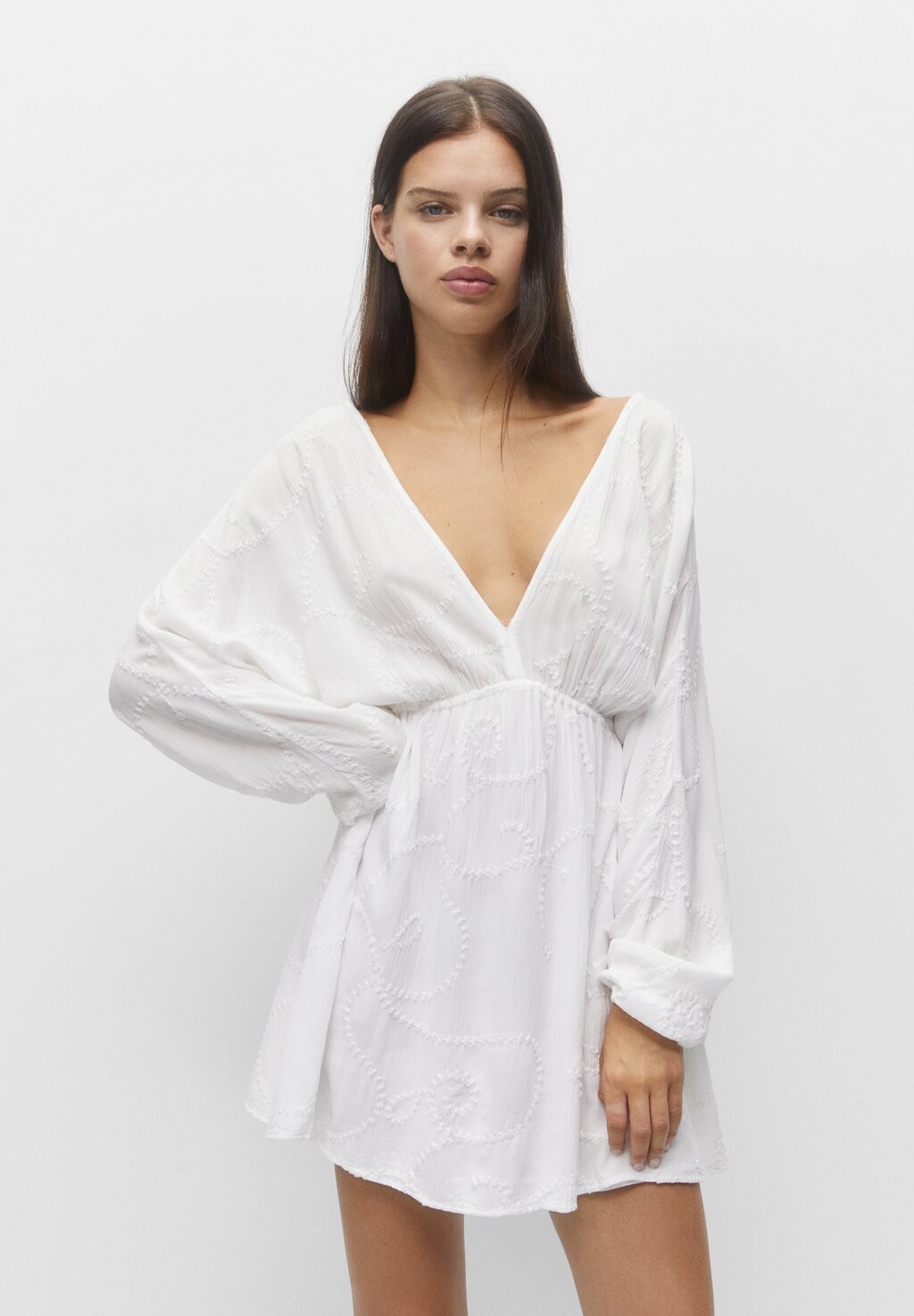 

Летнее платье PULL&BEAR, белый