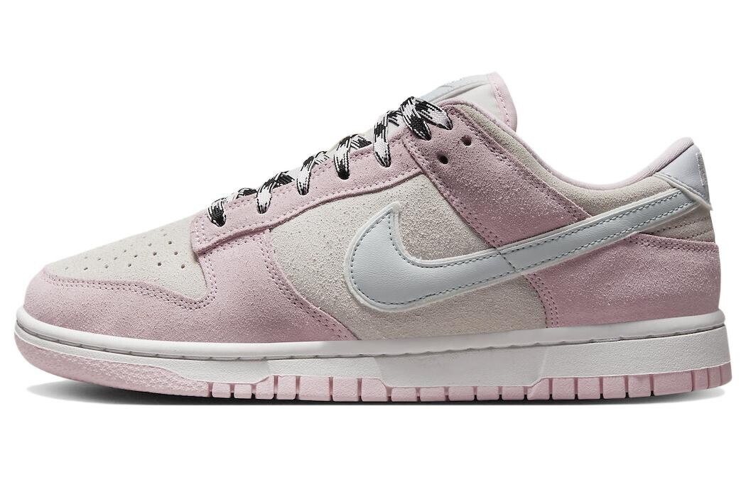 

Кроссовки женские Nike Dunk Low Skate, розовый