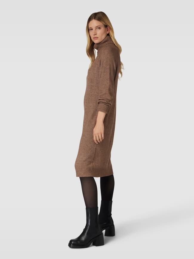

Вязаное платье с водолазкой модель "ДАНИЭЛА" Vero Moda, коричневый