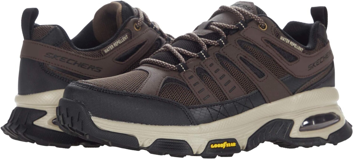 Походная обувь Skech Air Envoy SKECHERS, цвет Brown/Black кроссовки skechers work skech air envoy st arcket цвет taupe black