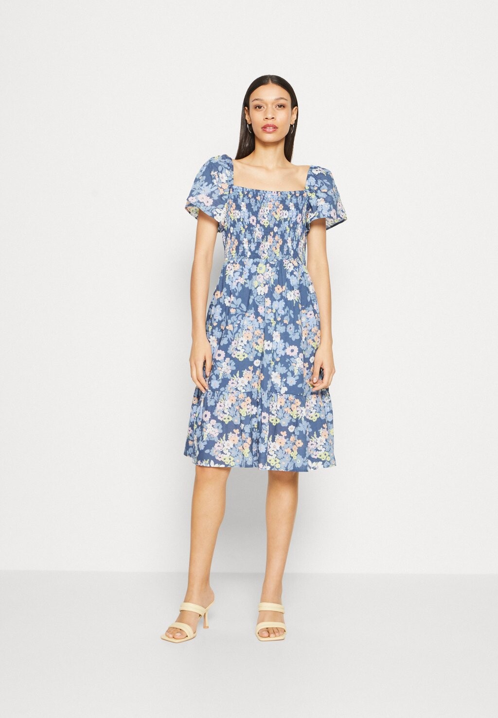

Повседневное платье GAP, синий