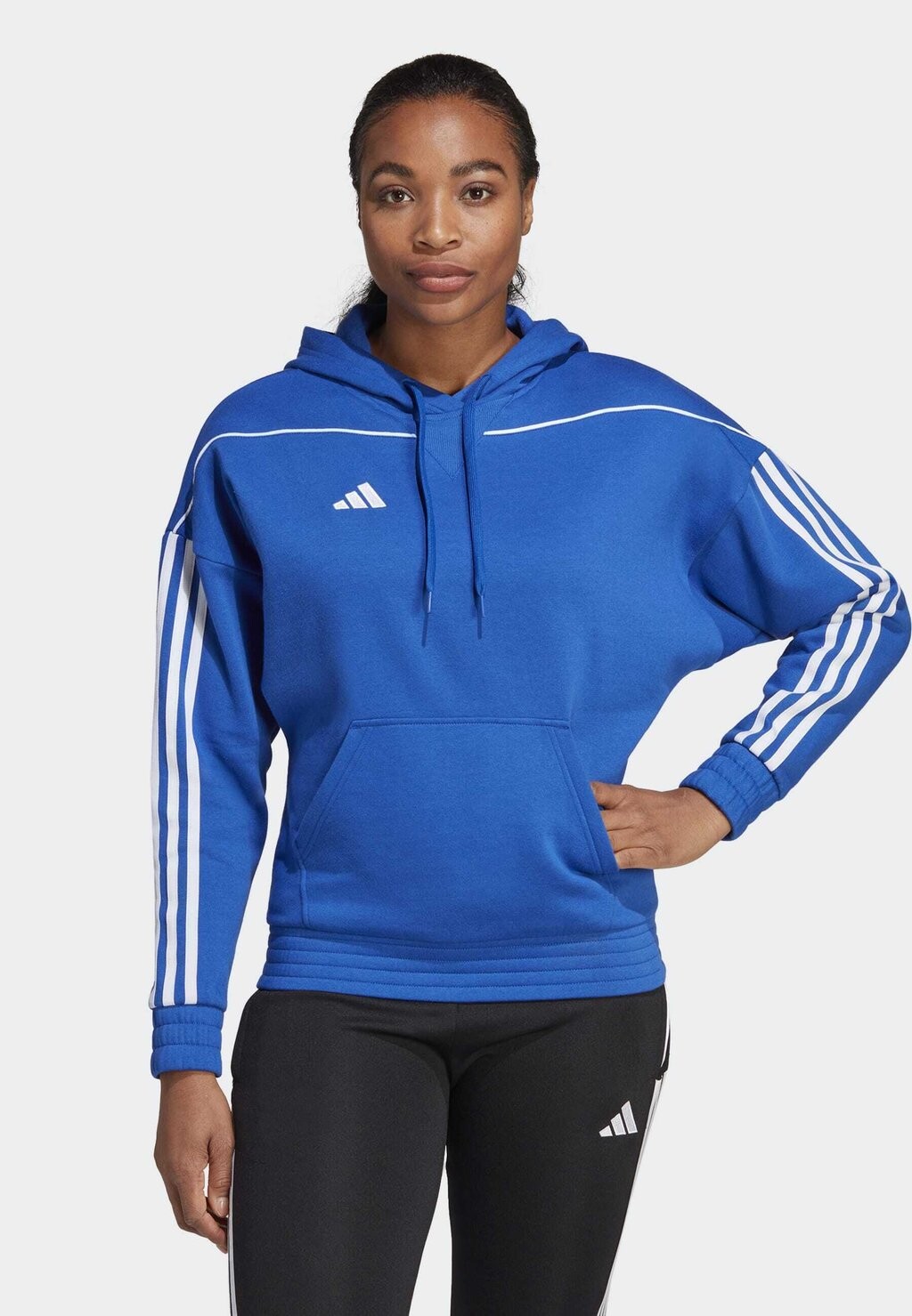 

Толстовка с капюшоном Adidas