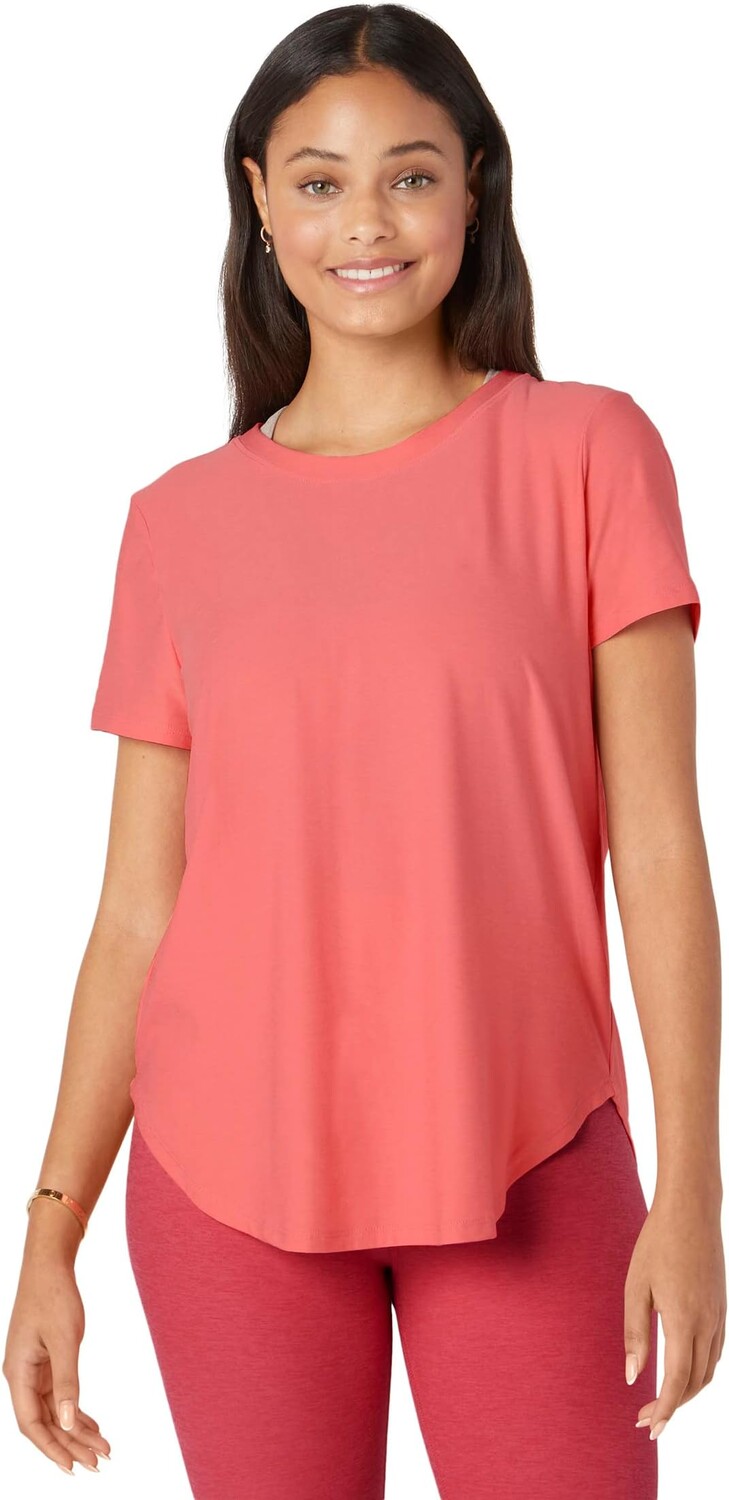 

Полулегкий вес на футболке Down Low Beyond Yoga, цвет Sun Kissed Coral Heather