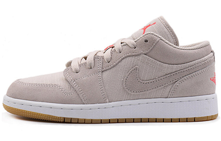 

Кроссовки Air Jordan 1 Low BG, Песок пустыни