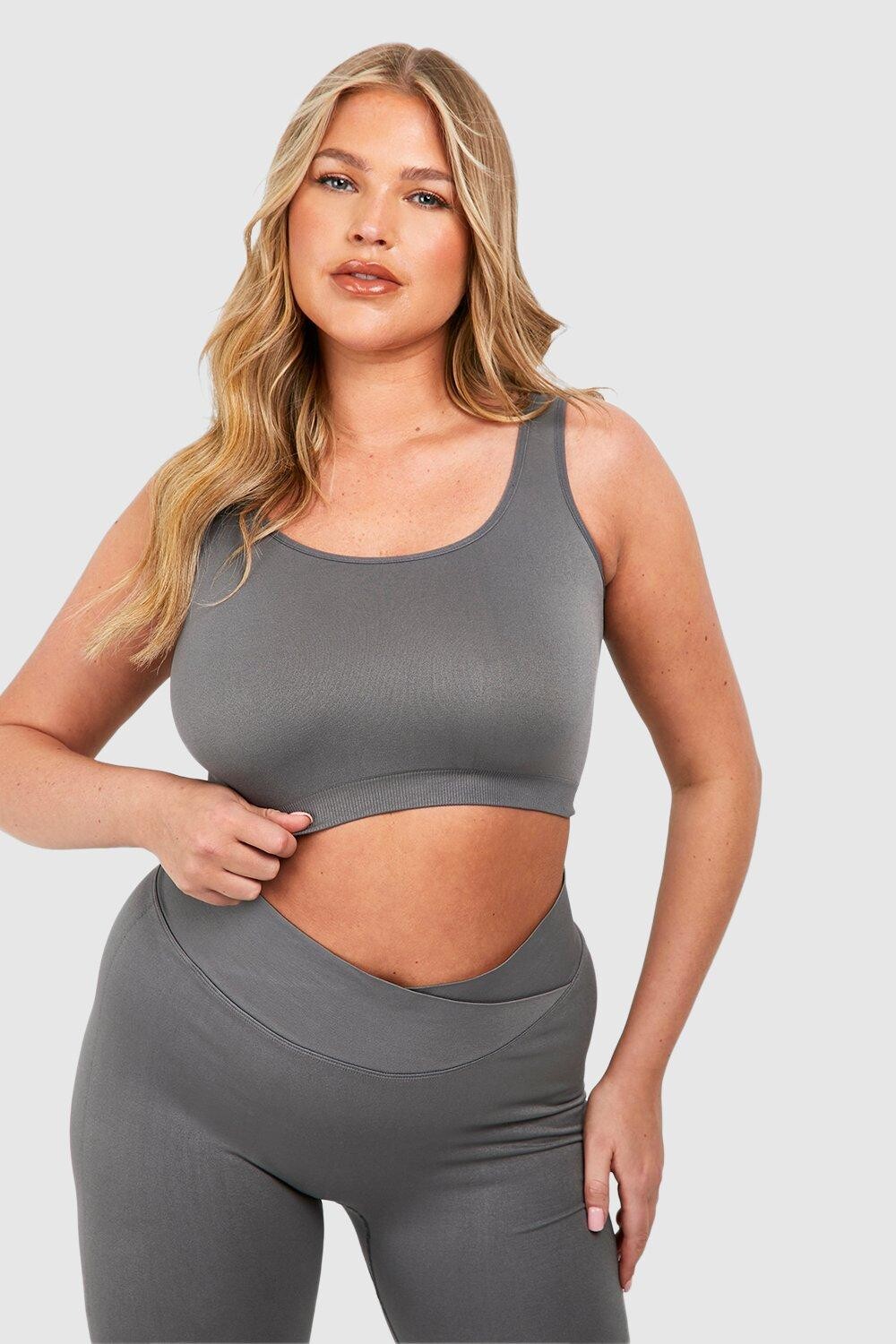 

Плюс бесшовный спортивный бюстгальтер boohoo, серый