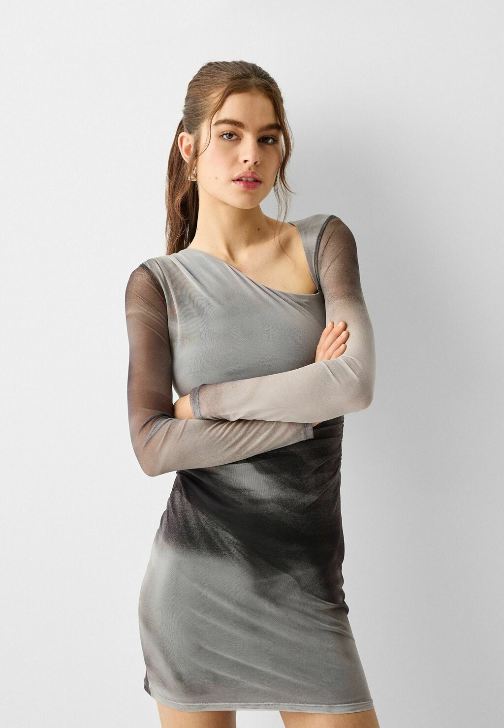 

Элегантное платье Asymmetric Bershka, цвет dark grey