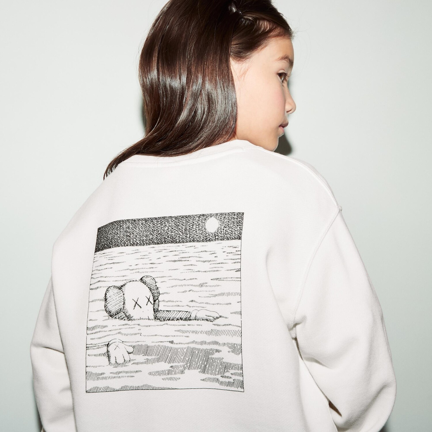 

Свитшот Cows UT Graphic Uniqlo Kids, кремовый