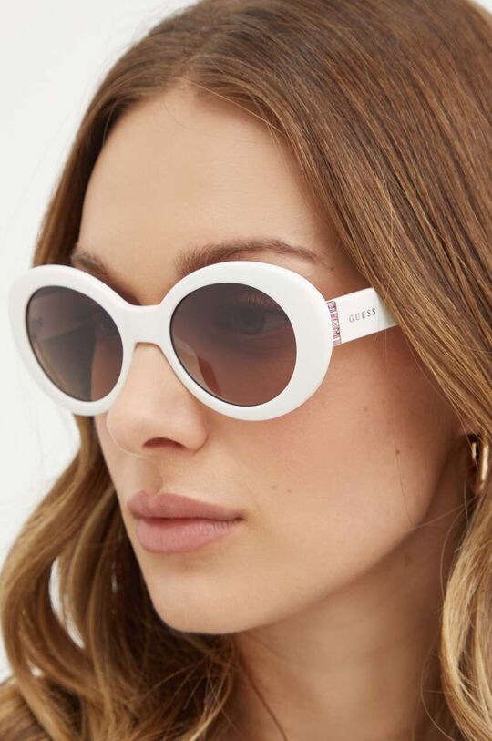 

Солнечные очки Guess, бежевый