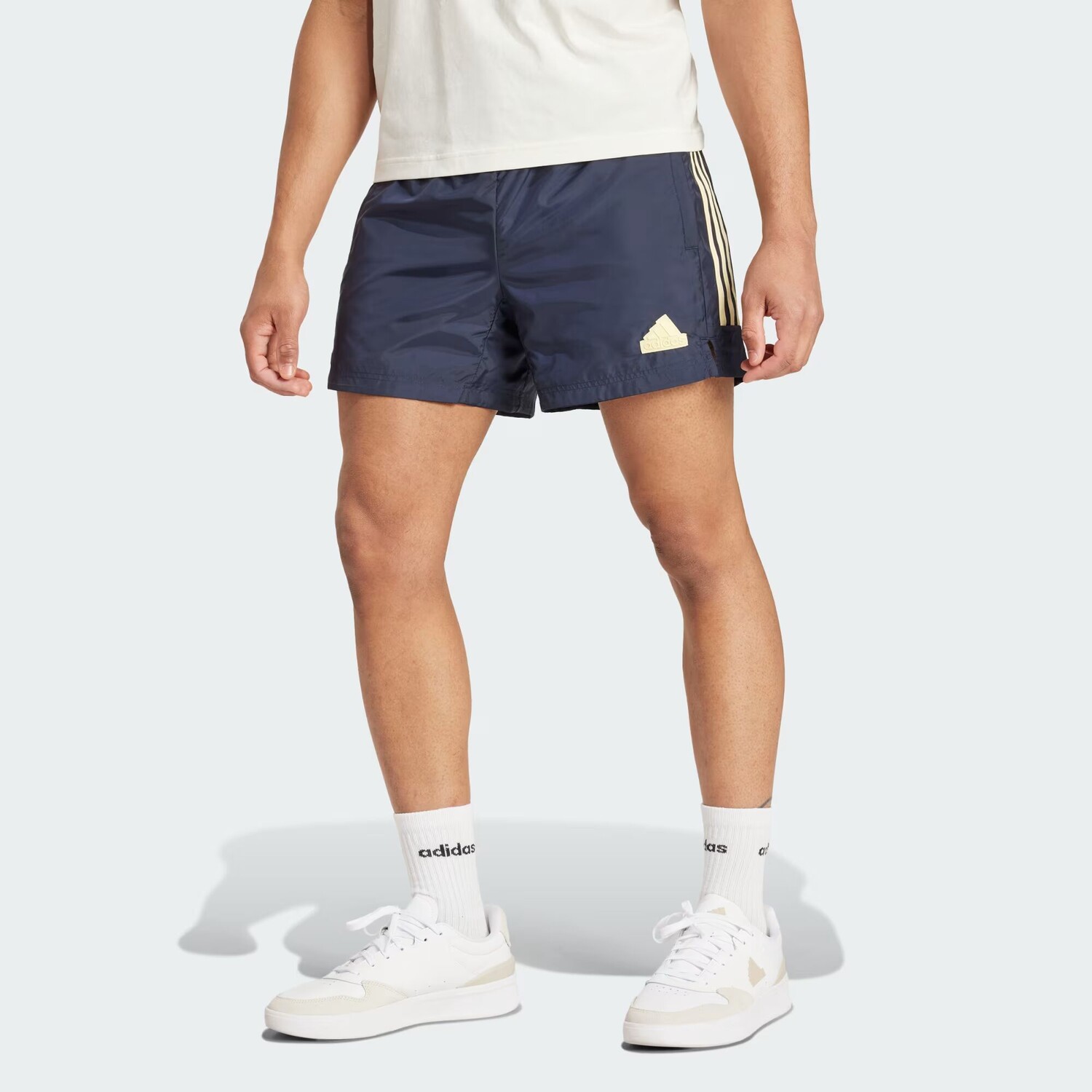 

Тканые шорты House of Tiro Adidas, цвет Legend Ink/Almost Yellow