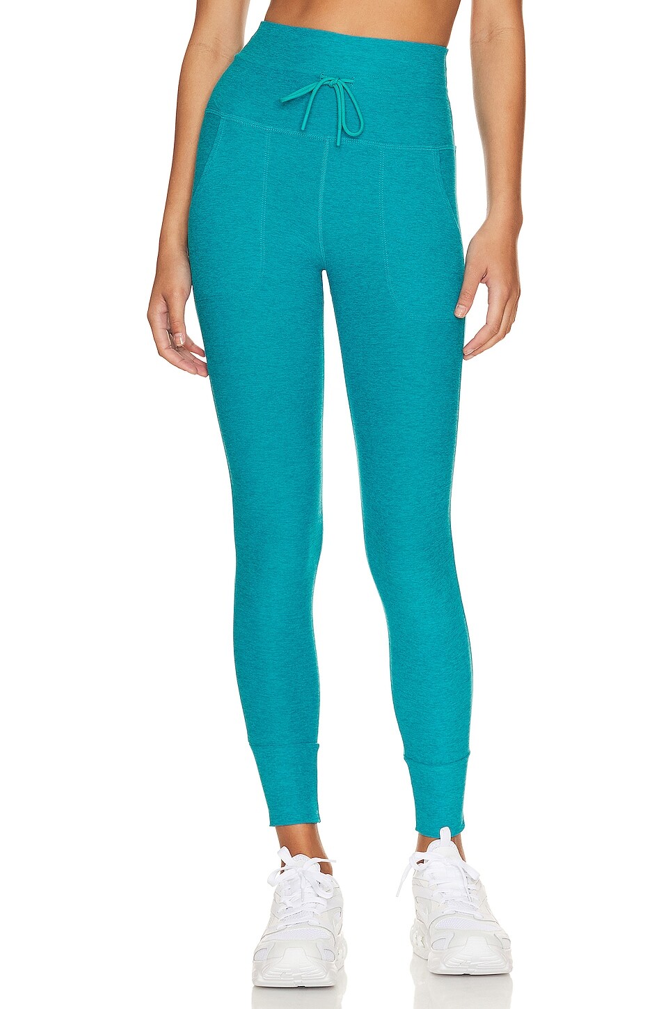 

Леггинсы Beyond Yoga Spacedye Commuter Midi, цвет Peacock Blue Heather