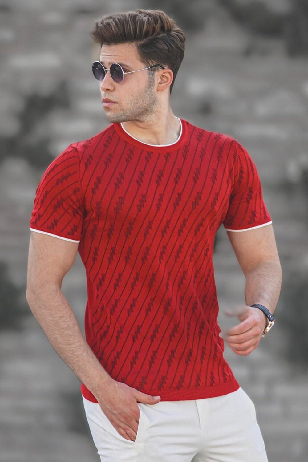 

Красная мужская футболка Oversize 5119 MADMEXT, Красный