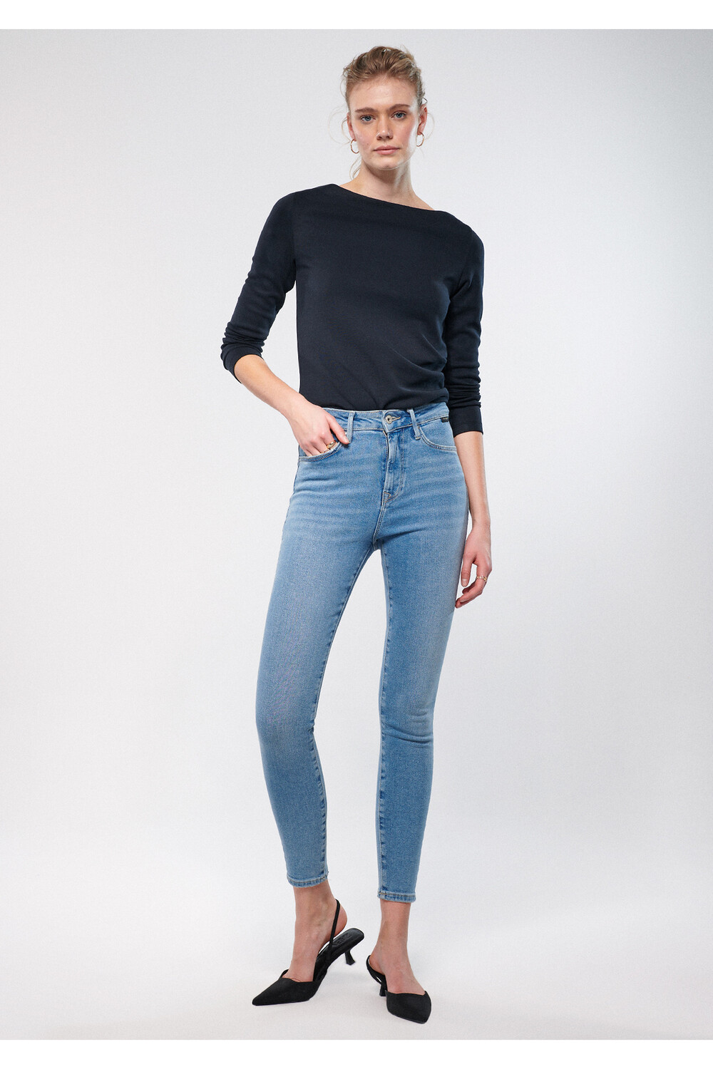 

Джинсовые брюки Serenay Hazy Gold Shape Mavi, темно-синий
