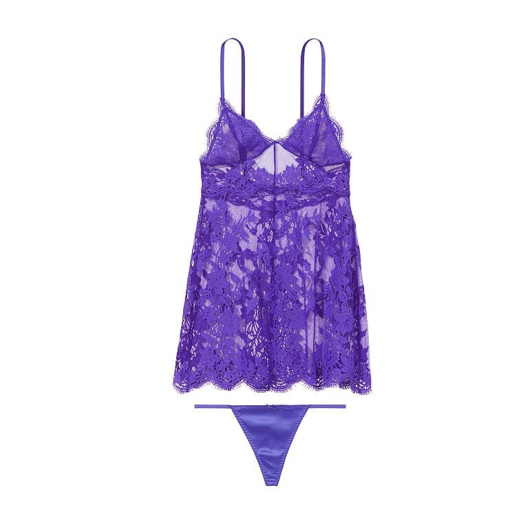 

Комплект белья Victoria's Secret Sheer Lace Slip, фиолетовый