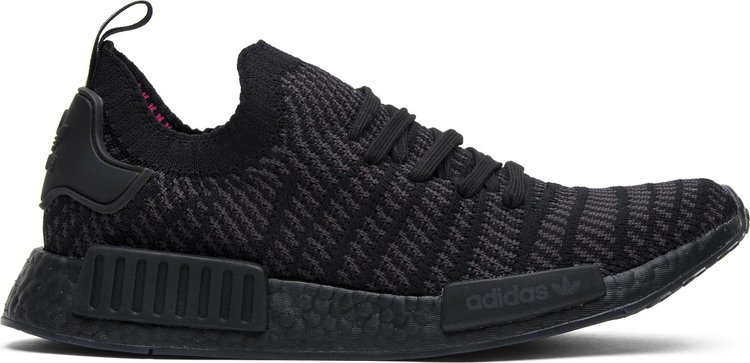 Nmd r1 primeknit cheap stlt triple black