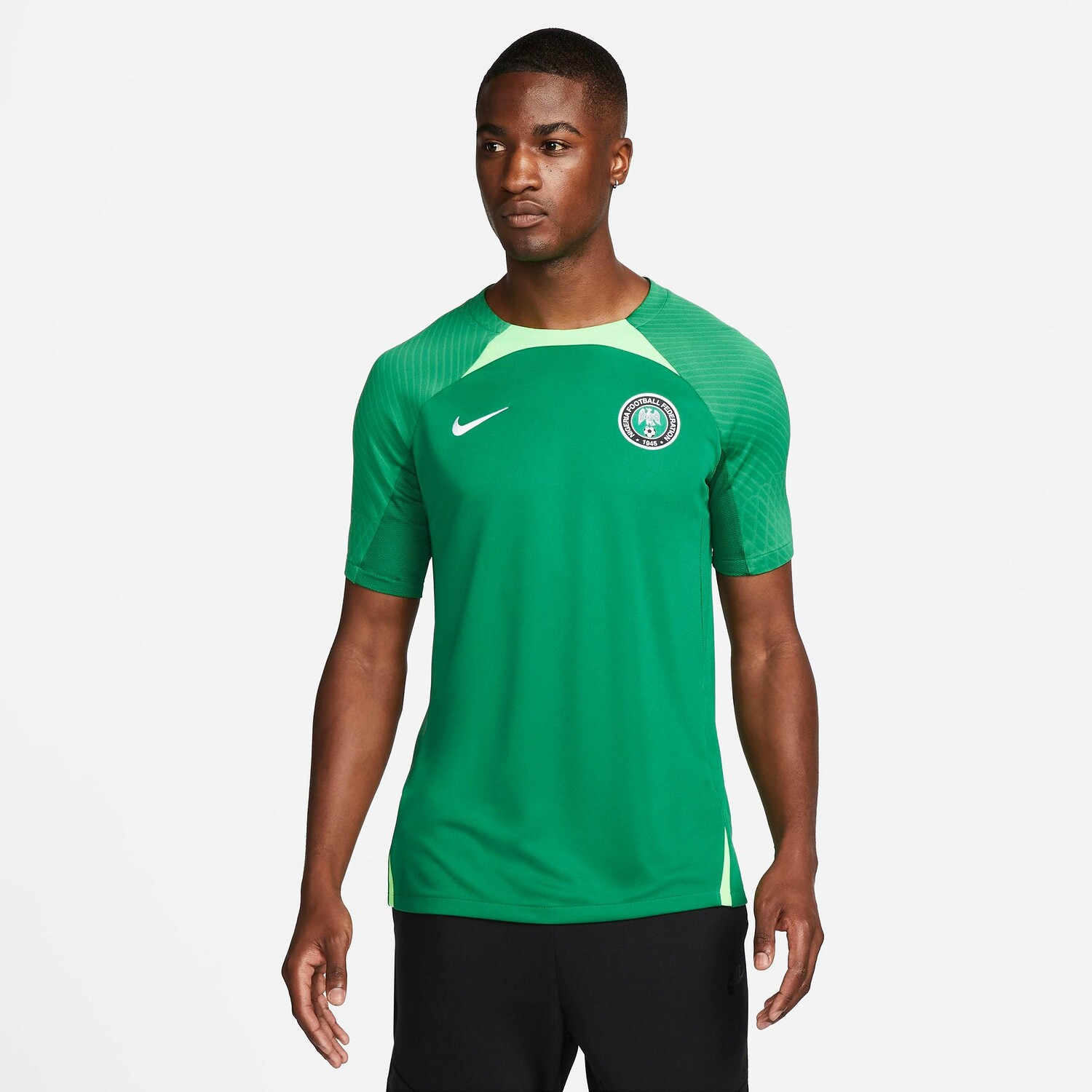 

Мужская футбольная футболка Nike Dri-FIT Nigeria Strike, зеленый