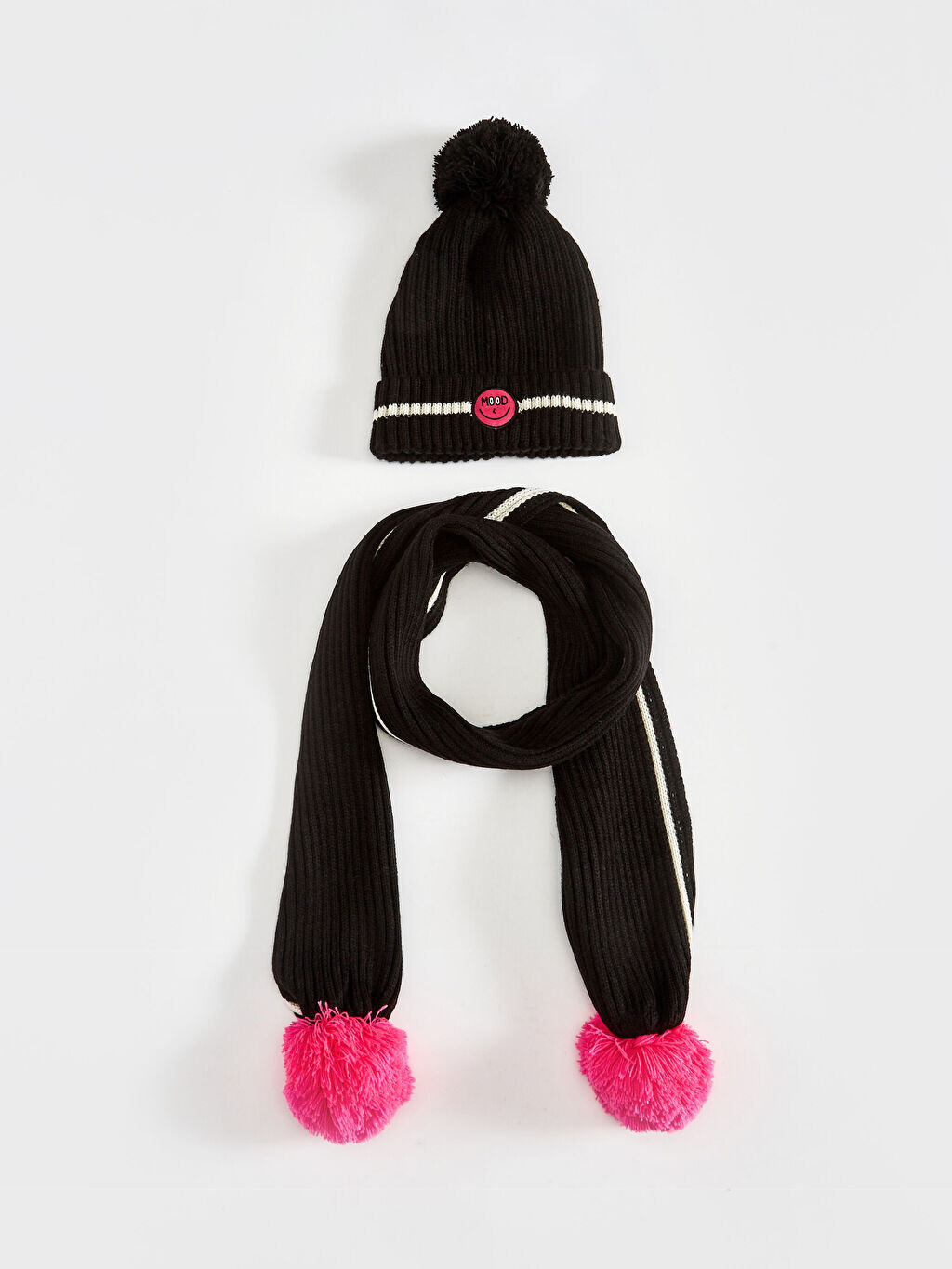 

Вязаная шапка и шарф для девочки LCW Accessories