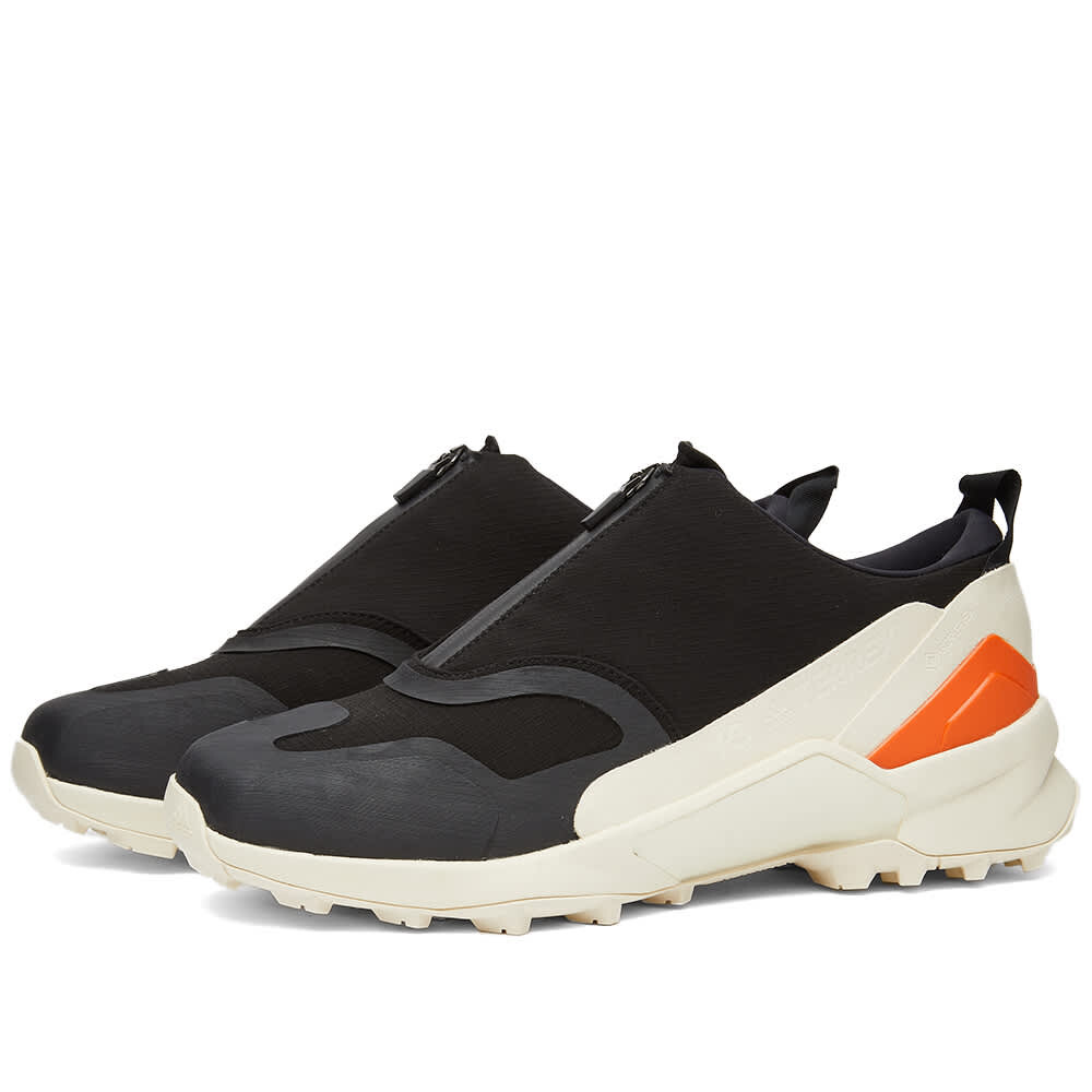 

Кроссовки Y-3 Swift R3 Low Gore-Tex