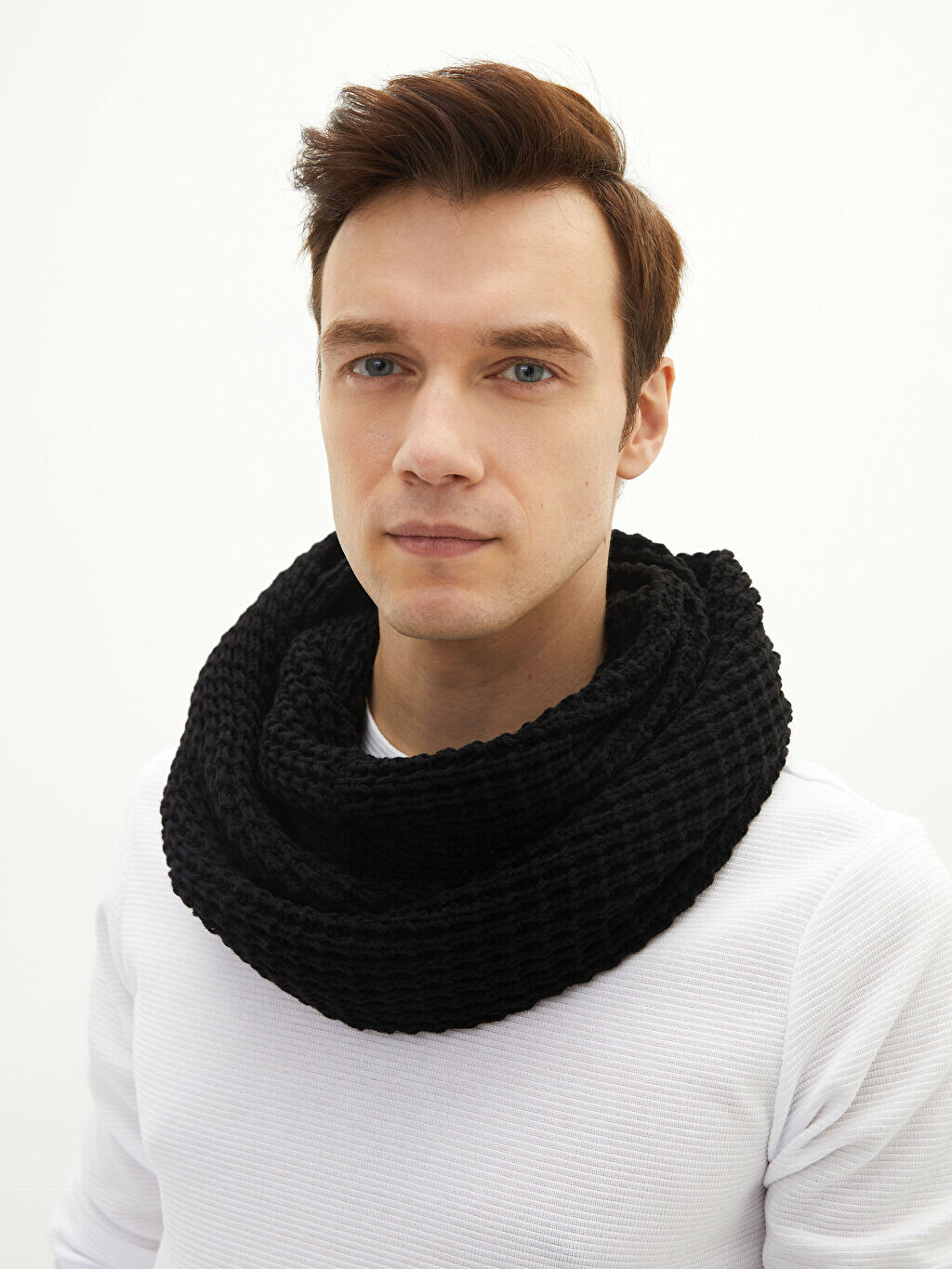 

Мужской трикотаж Воротник LCW Accessories