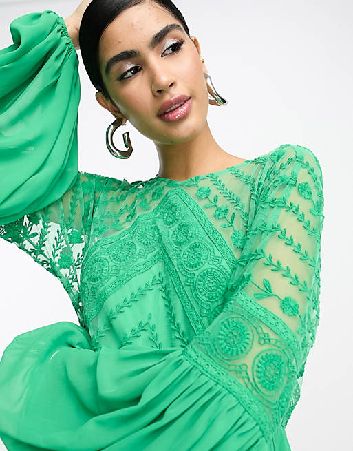 Зеленое платье макси с вышитым лифом и лифом ASOS EDITION