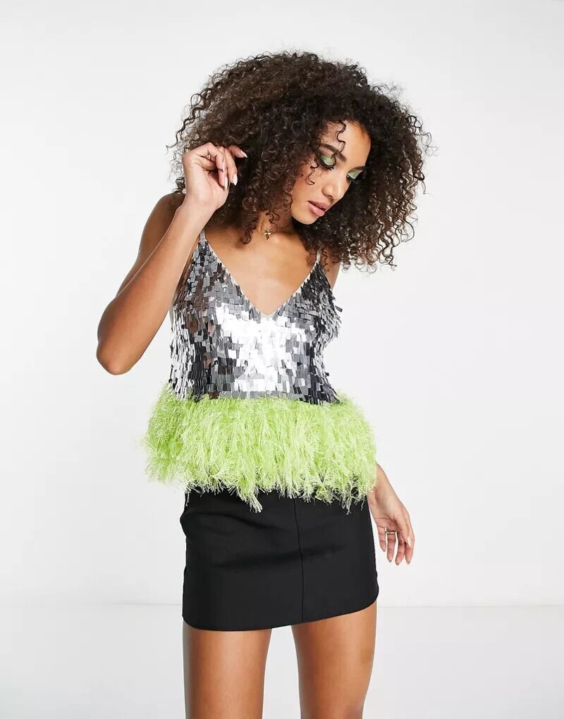 

Фестивальный топ на бретелях ASOS с бахромой по краю и бахромой из искусственных перьев