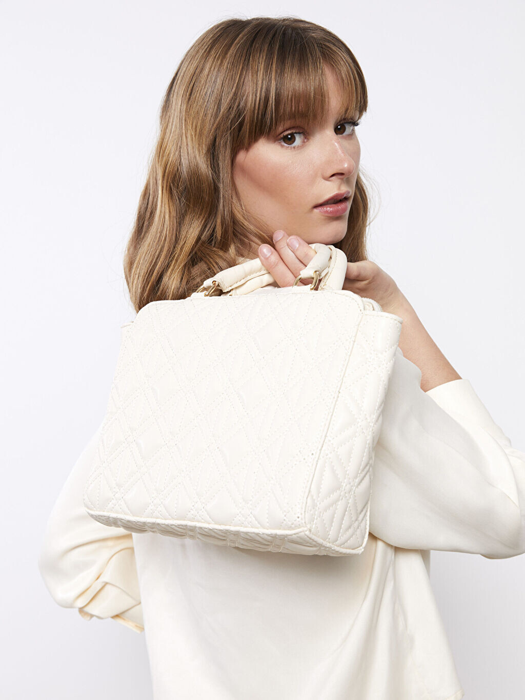 

Кожаная женская сумка с крокодиловым узором LCW Accessories