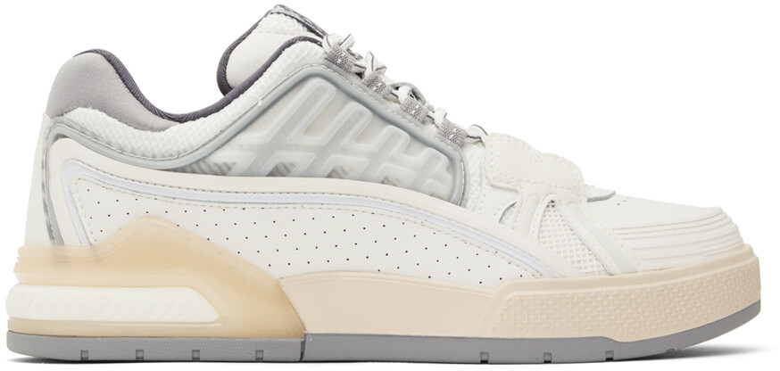 

Белые кроссовки эпохи тысячелетия Li-Ning