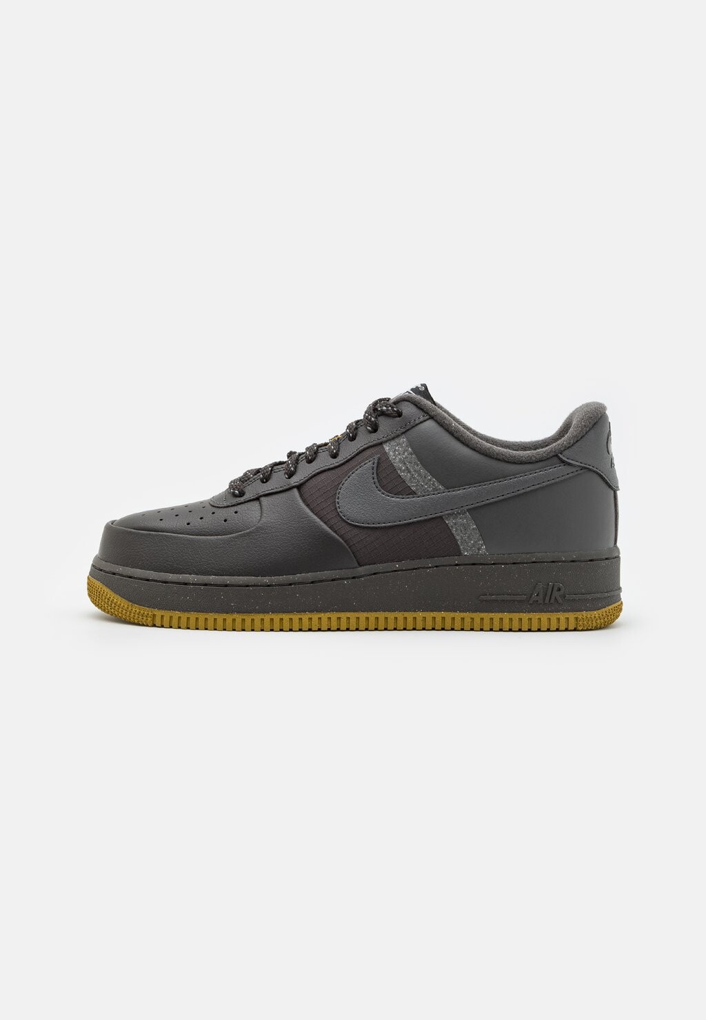 

Кроссовки Nike AIR FORCE 1 07, средний ясень/бронза/синий оттенок/серебристый металлик