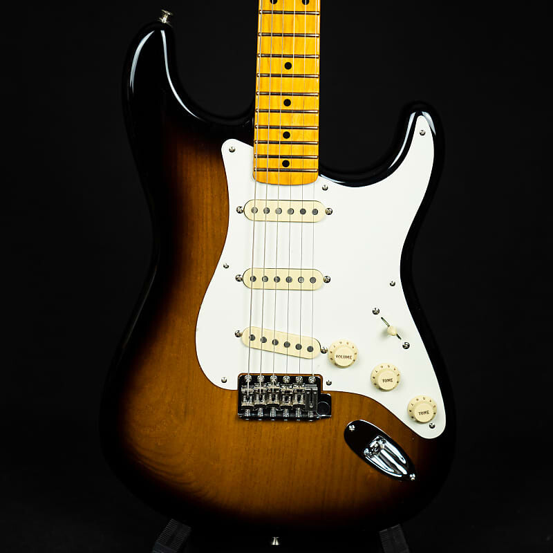 

Fender Eric Johnson Virginia Stratocaster 2-Color Sunburst Maple Fingerboard (VA00914)