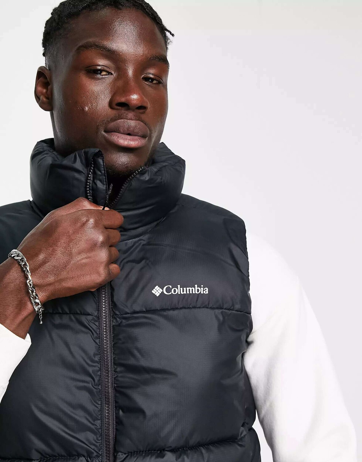 

Черный пуховик Columbia Puffect II