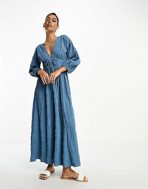 

Темно-синее платье миди с фактурной решеткой ASOS DESIGN