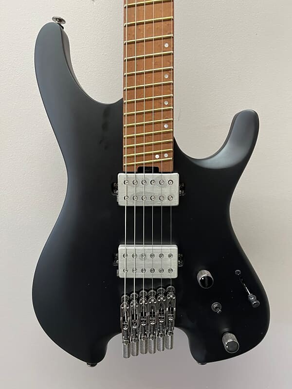 

Ibanez QX52 6-струнная электрогитара без головы, веерные лады