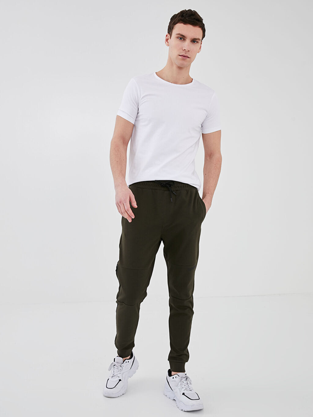 

Спортивные брюки Slim Fit Jogger LCW Casual