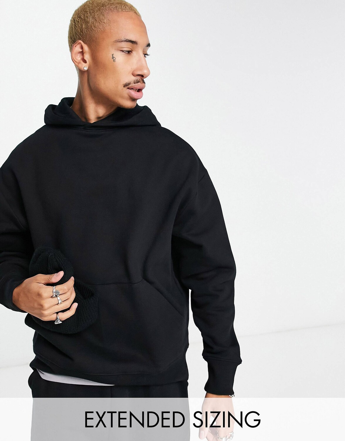 

Черная объемная толстовка с капюшоном ASOS DESIGN