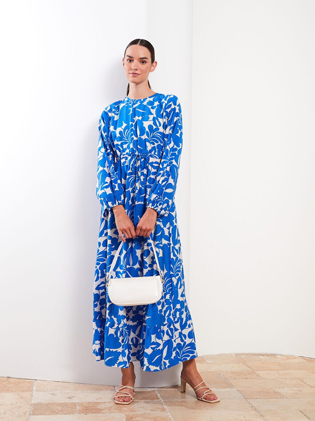 

Женское платье с круглым вырезом и длинными рукавами LCW Modest