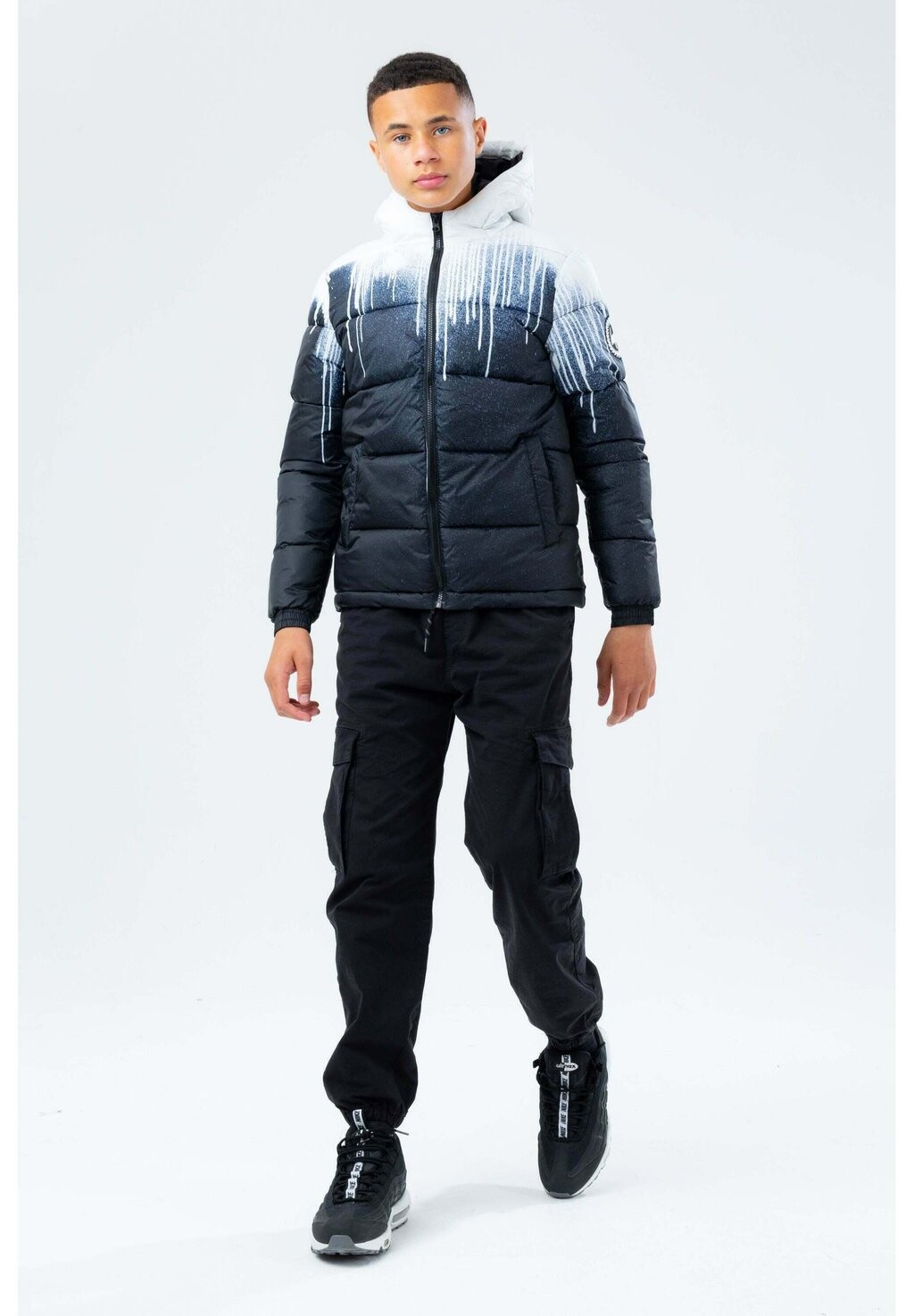 

Куртка зимняя HYPE JACKE DRIPS PUFFER, цвет black