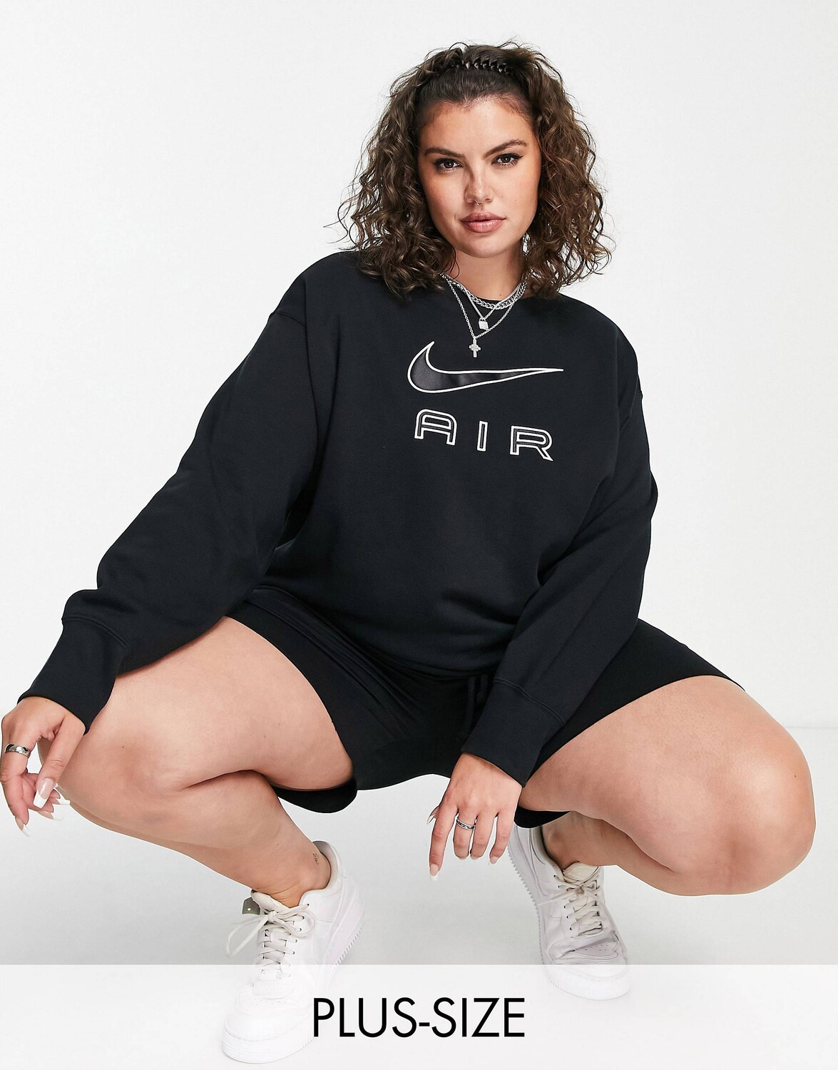 

Черная толстовка оверсайз с логотипом Nike Air Plus